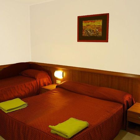 Hotel Bengasi Rimini Exterior photo